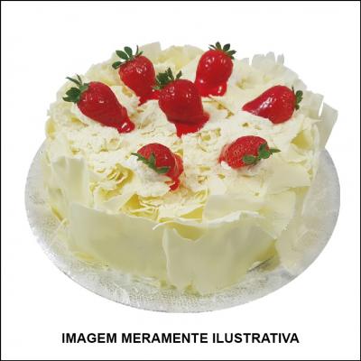 Bolo Branco de Morango