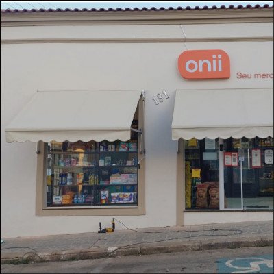 Toldo Retrátil - imagem 1