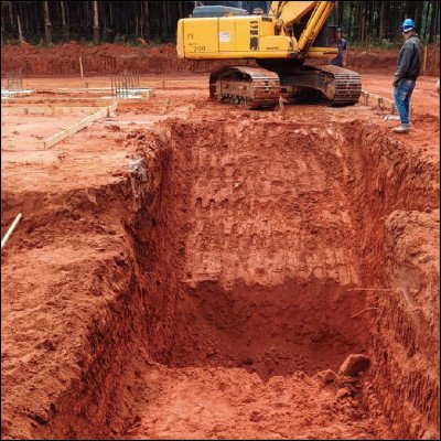 Serviço de Terraplenagem e Escavação para Fundação