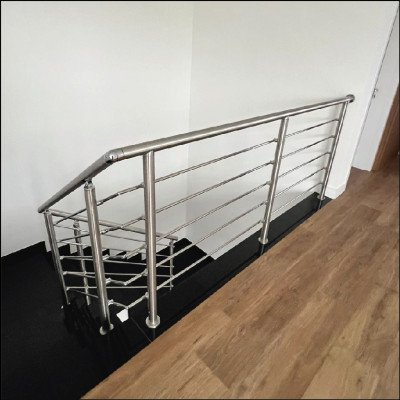 Guarda Corpo de Alumínio Ripado