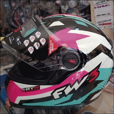 Capacete Fw3 Rosa/branco Brilhante Fechado com Narigueira Tam 60