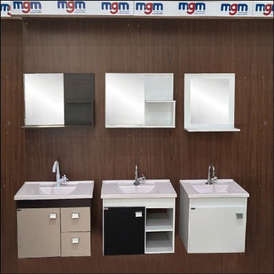 Conjunto Gabinete de Banheiro com Espelheira MGM