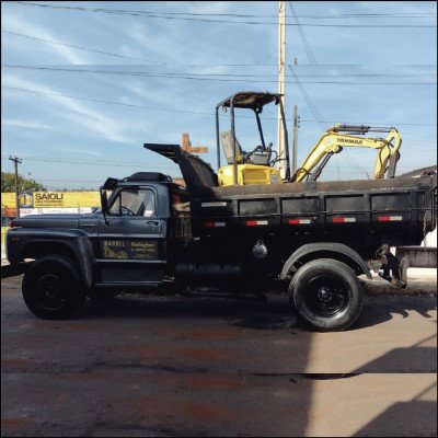 Locação de Mini Escavadeira