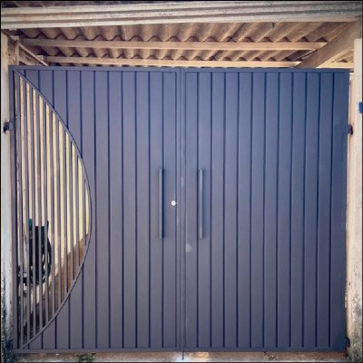 Portão 2 Folhas com Acesso Para Leitura de Água