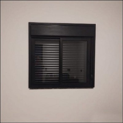 Janela de Correr 2 Folhas com Persiana Integrada