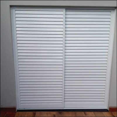 Fechamento em Esquadrias de Alumínio