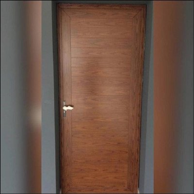 Porta Pivotante em Alumínio Cor Amadeirado