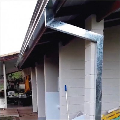 Calha de Beiral com Condutor