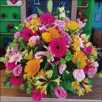 Arranjo de Flores Nobres - imagem 1