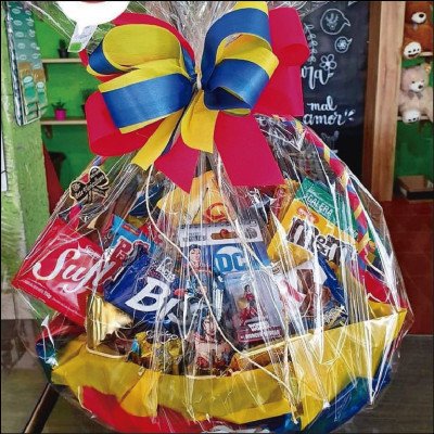 Cesta para Uma Super Mulher, ou Um Super Homem