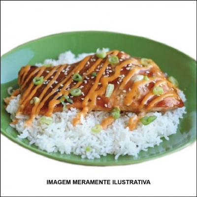 Salmão com Molho Apimentado e Arroz Pequeno