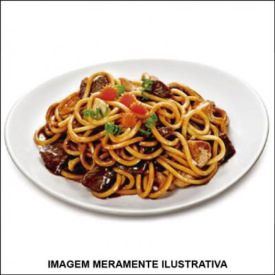 Yakissoba de Frango e Carne Pequeno