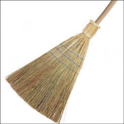 Vassoura de Palha Caipira