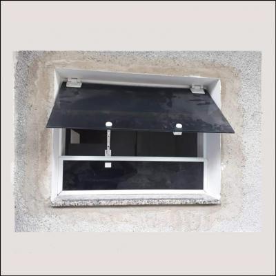 Janela Fixa com Basculante